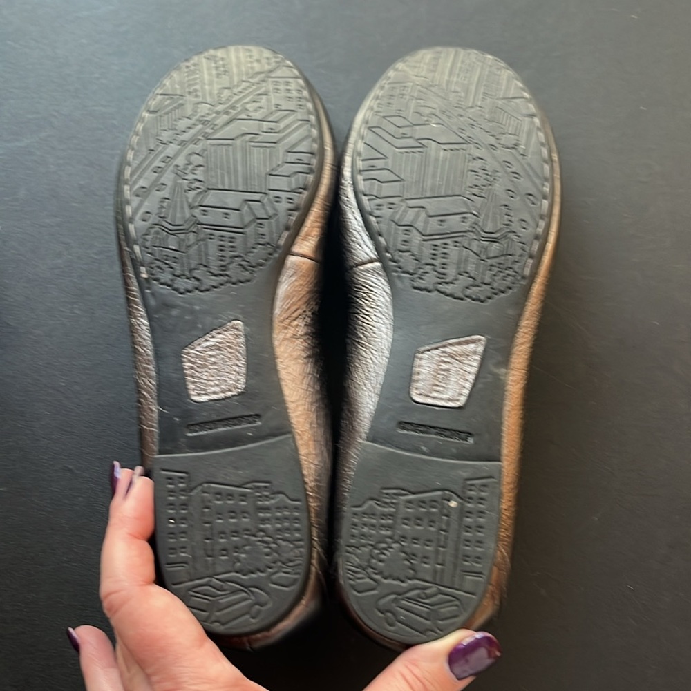 BORN Bronze Ballet Flats Comfort Leather Size 9 - Picture 6 of 8